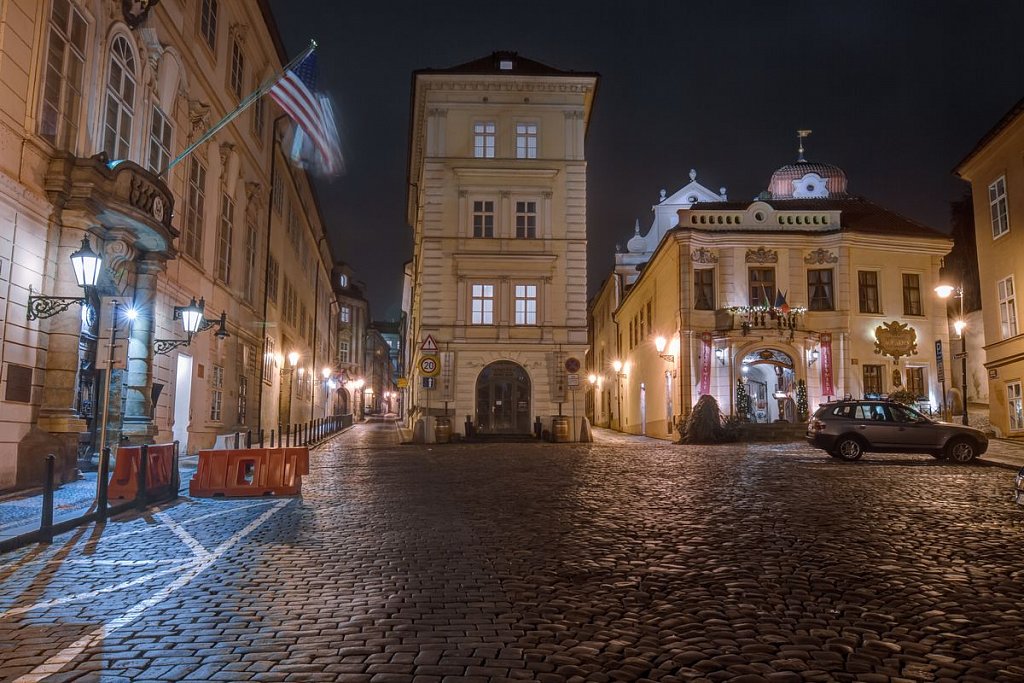 Noční Praha, Americká ambasada - IMG-6604.jpg