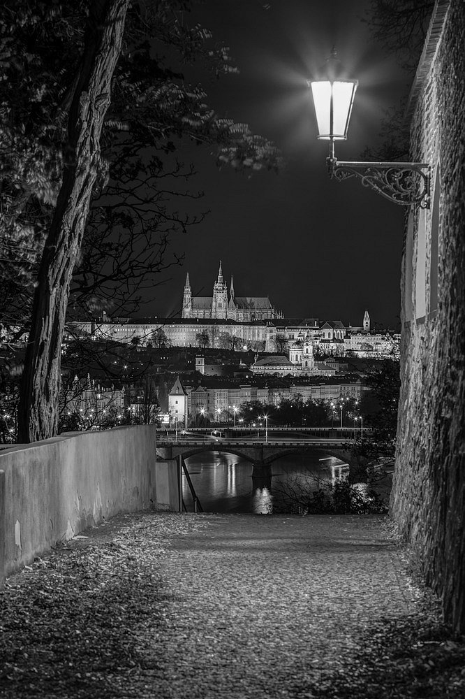 Noční Praha, Vyšehrad, Pražský hrad - IMG-6356.jpg
